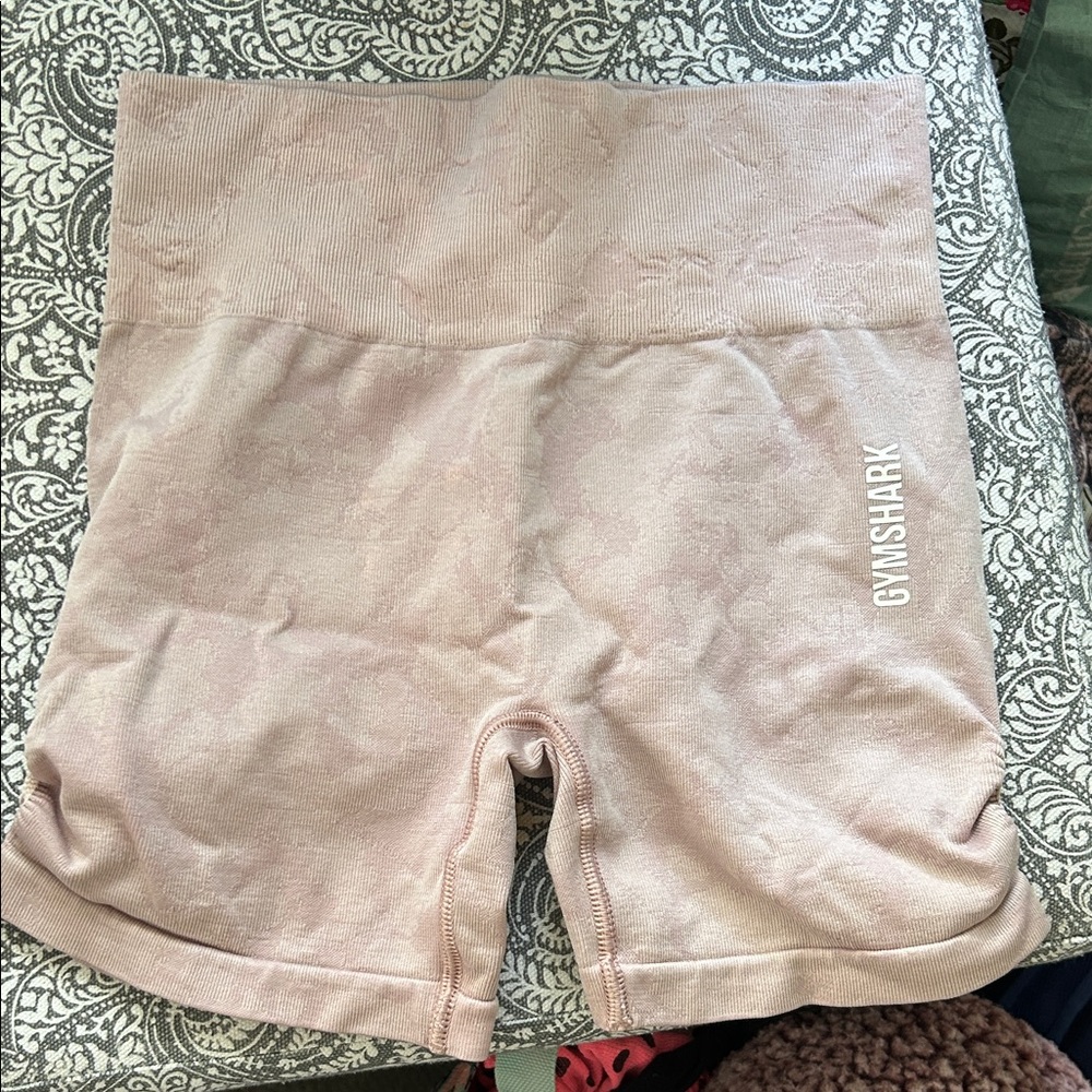 Gymshark Seamless High-Waist Gym Shorts in Dusty Rose